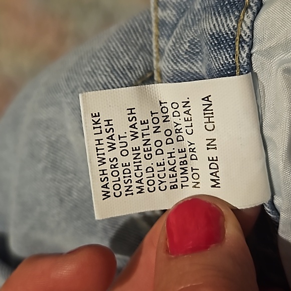 Blue Jeans - Picture 4 of 4